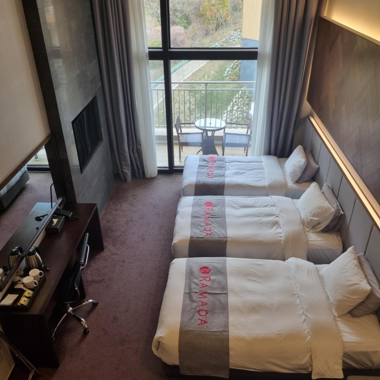 Ramada Hotel & Suite By Wyndham Gangwon Pyeongchang Phòng bức ảnh